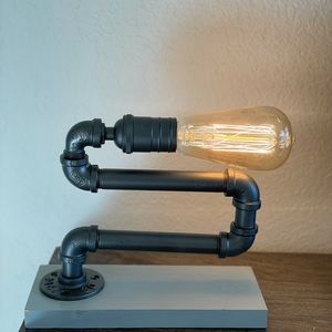 Edison Lightbulb Fixture